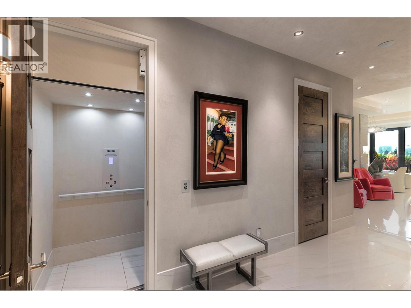 301 2245 Abbott Street, Kelowna