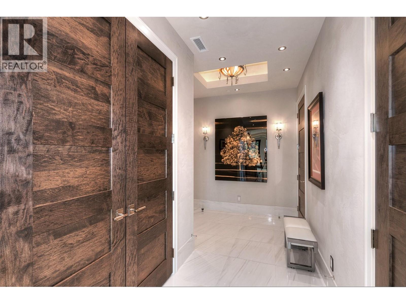 301 2245 Abbott Street, Kelowna