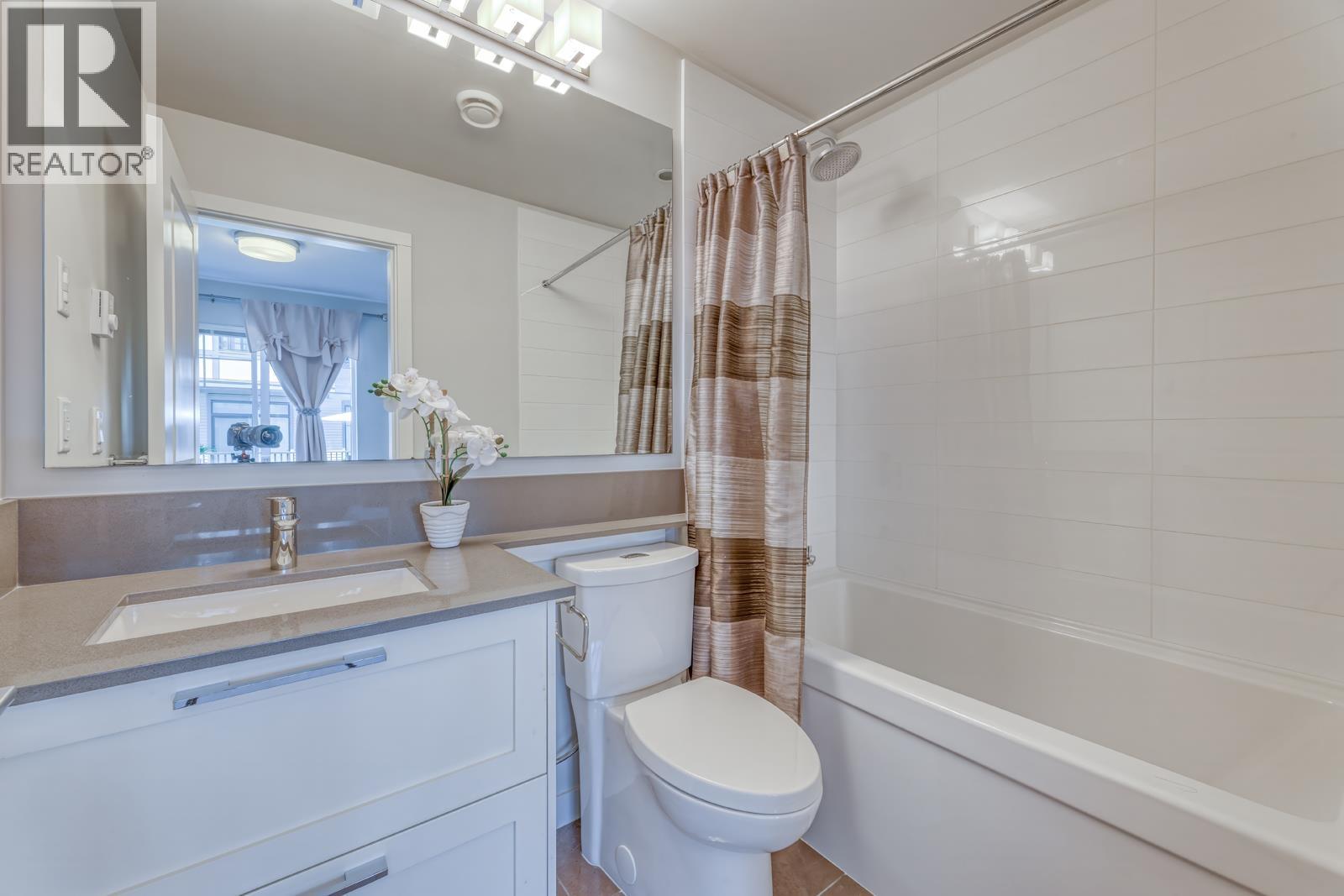 34 3306 PRINCETON AVENUE, Coquitlam