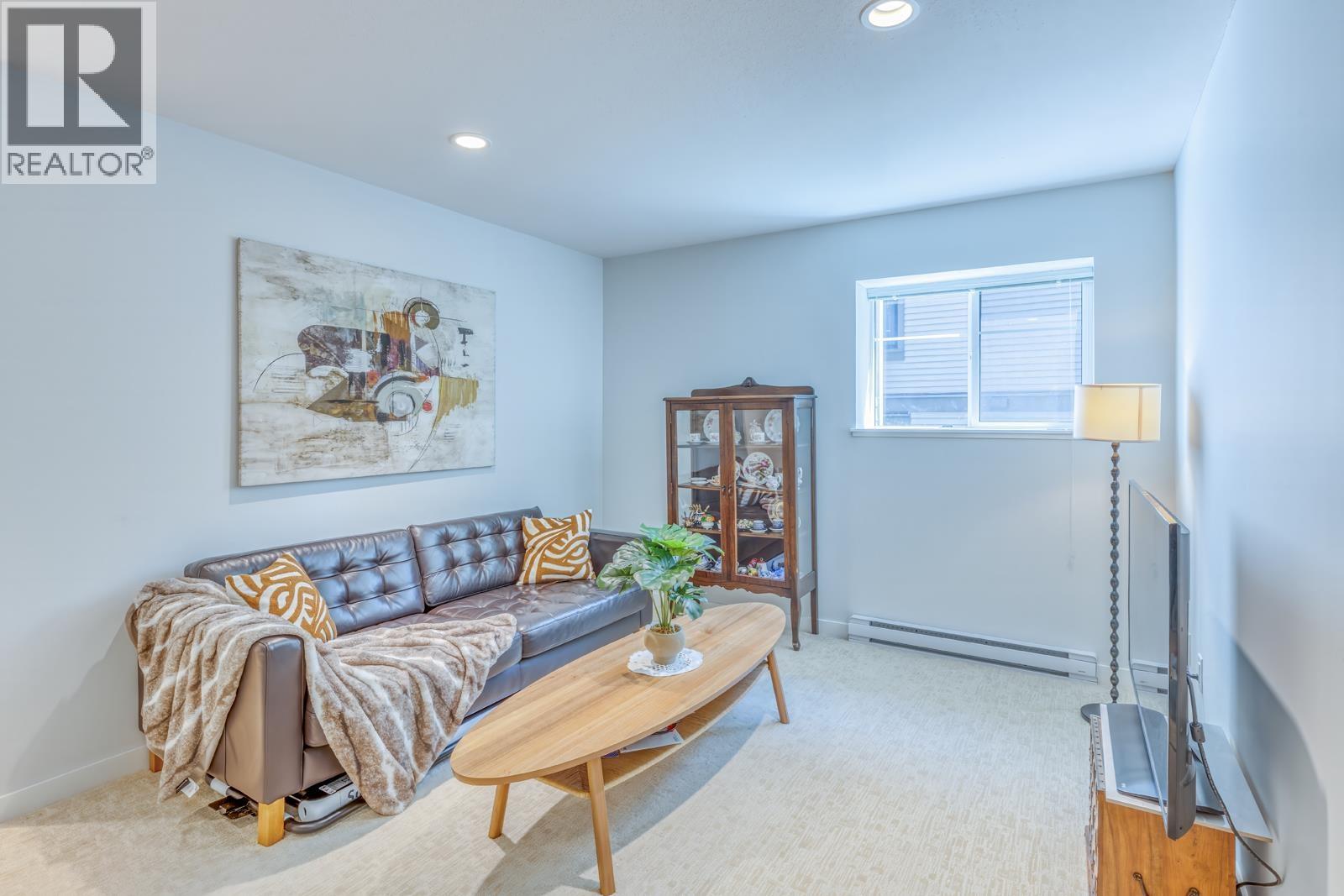 34 3306 PRINCETON AVENUE, Coquitlam