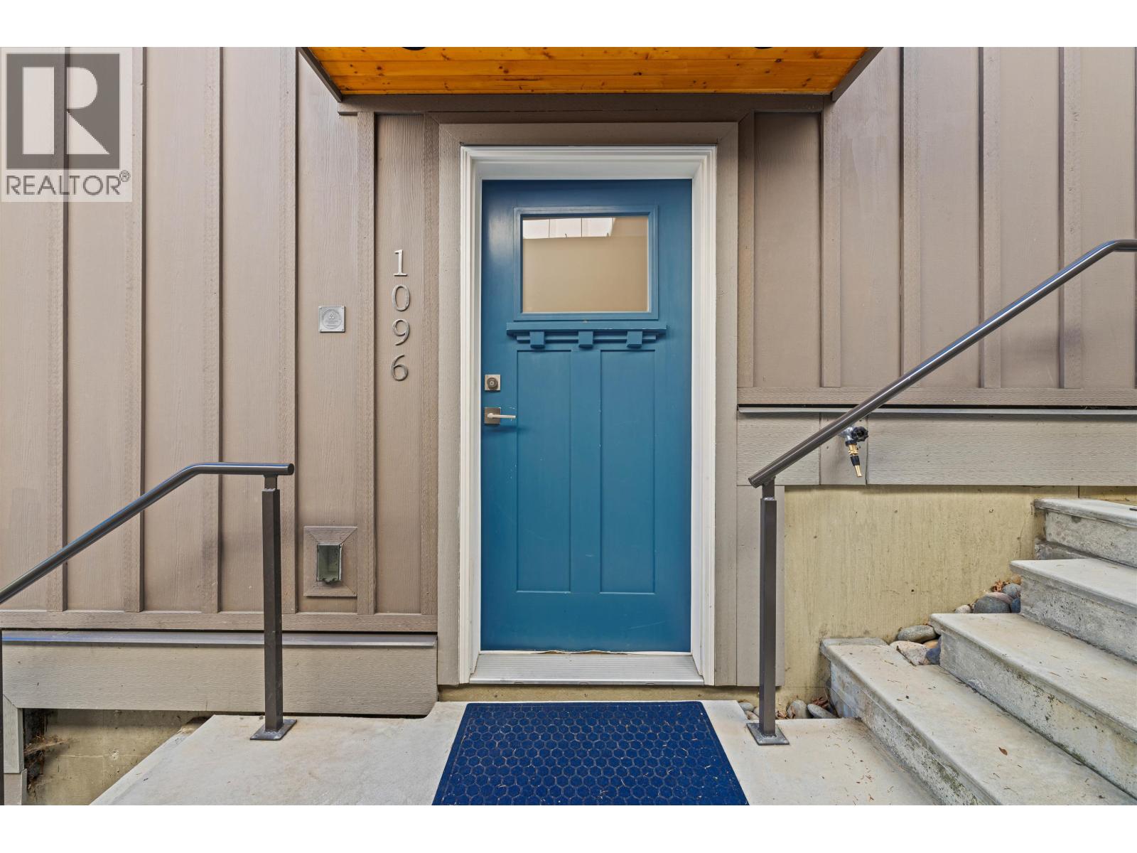 1096 FOXGLOVE LANE, Bowen Island