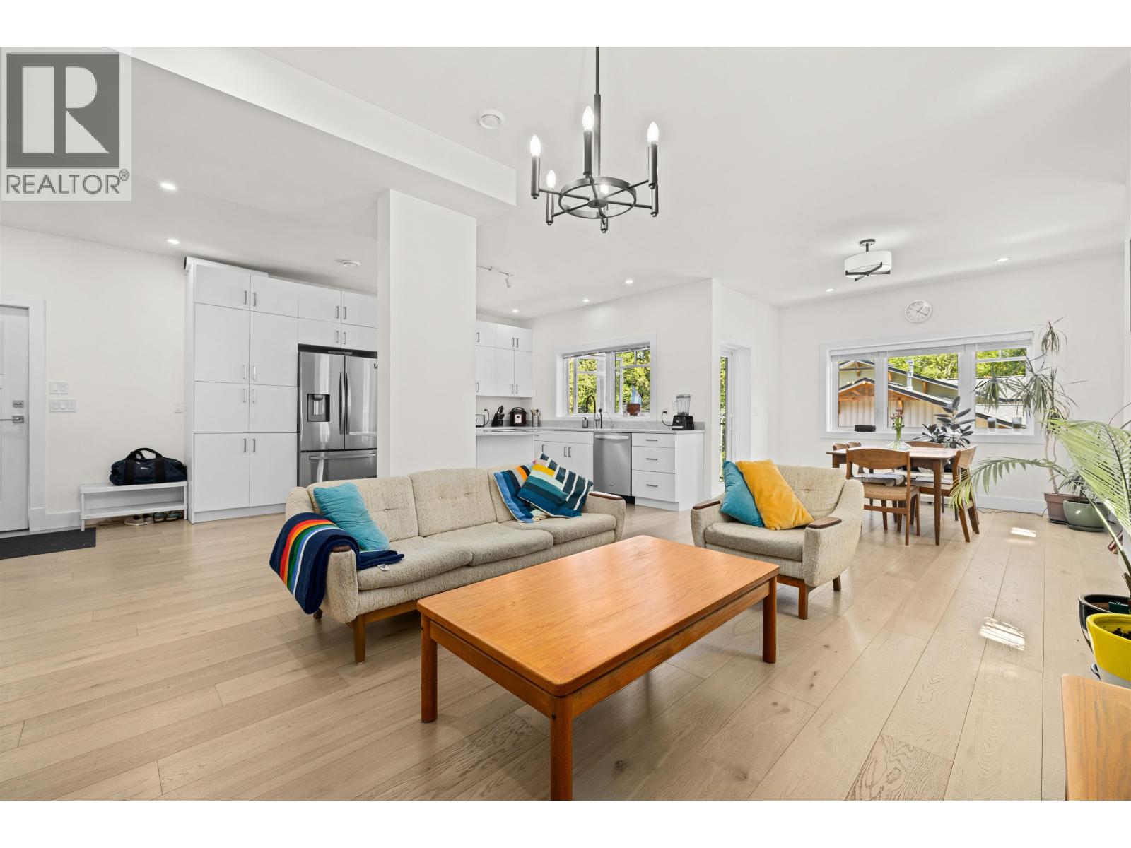 1096 FOXGLOVE LANE, Bowen Island