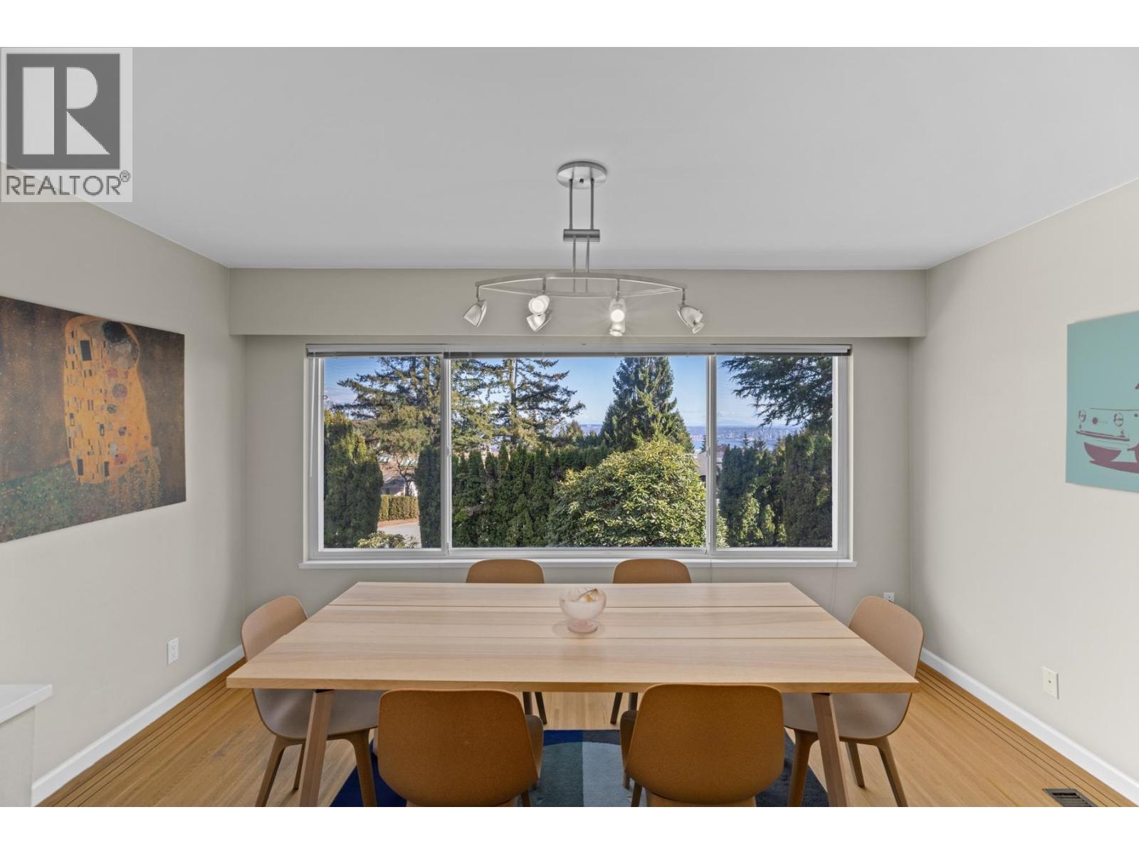 905 GREENWOOD ROAD, West Vancouver