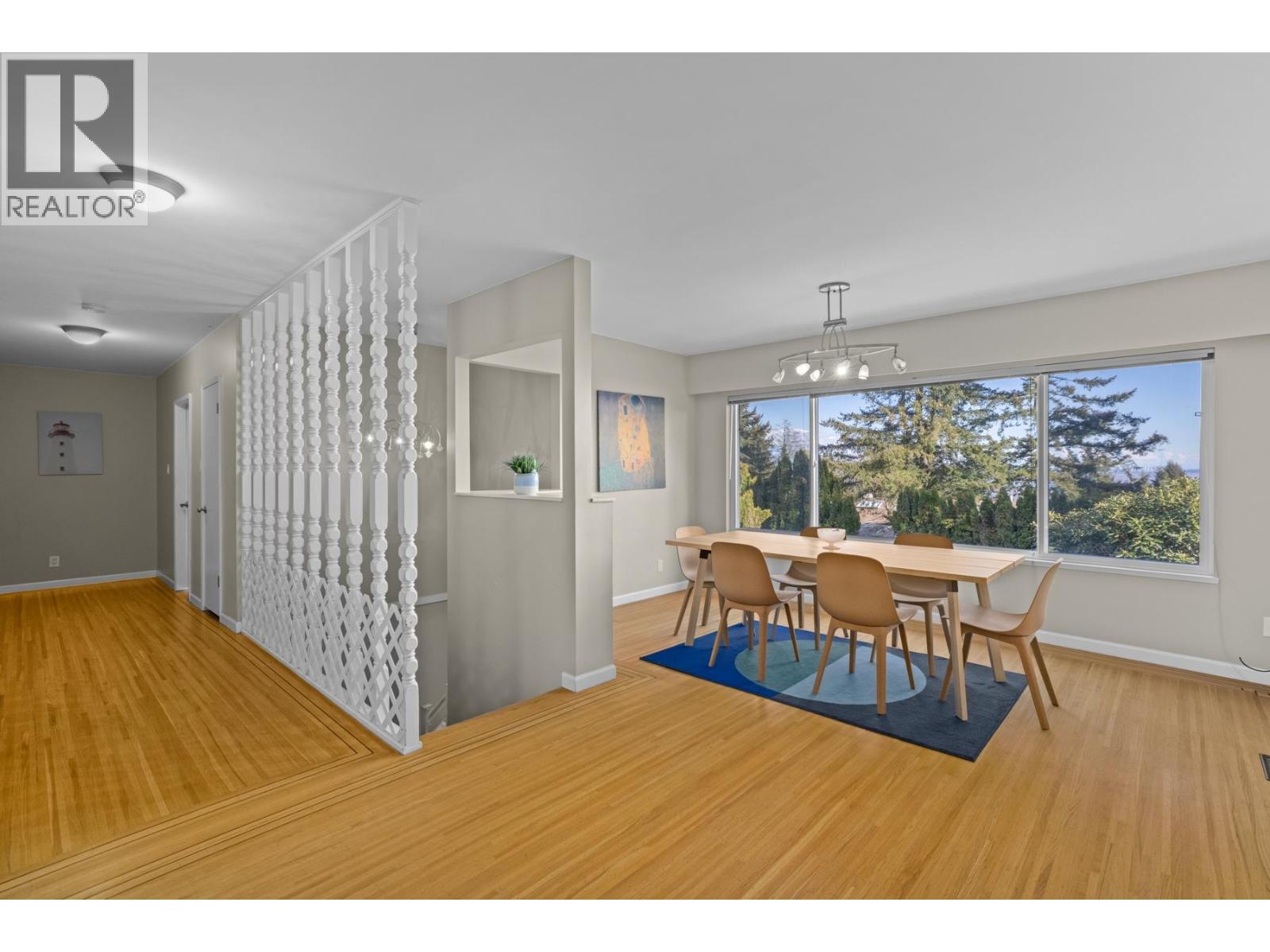 905 GREENWOOD ROAD, West Vancouver