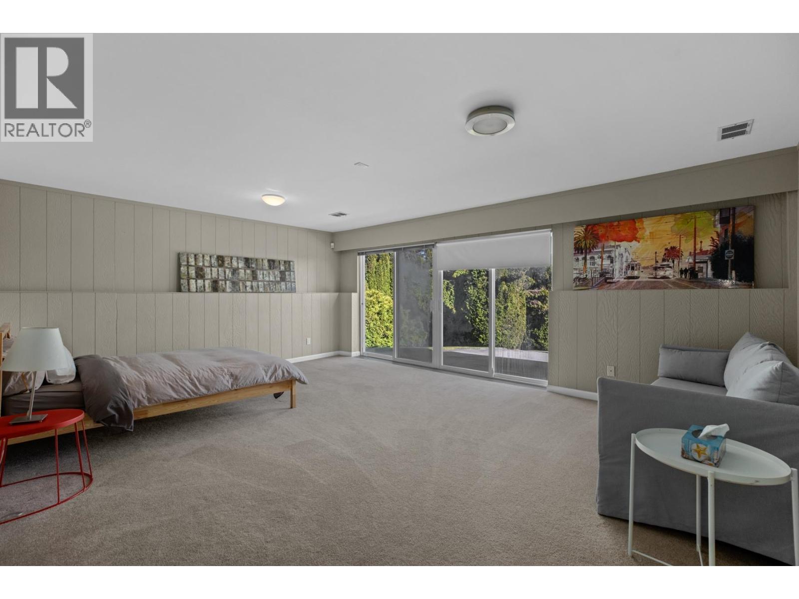 905 GREENWOOD ROAD, West Vancouver