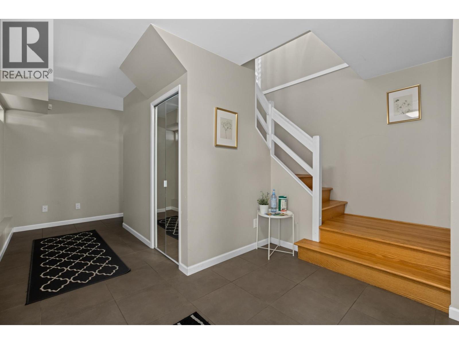 905 GREENWOOD ROAD, West Vancouver