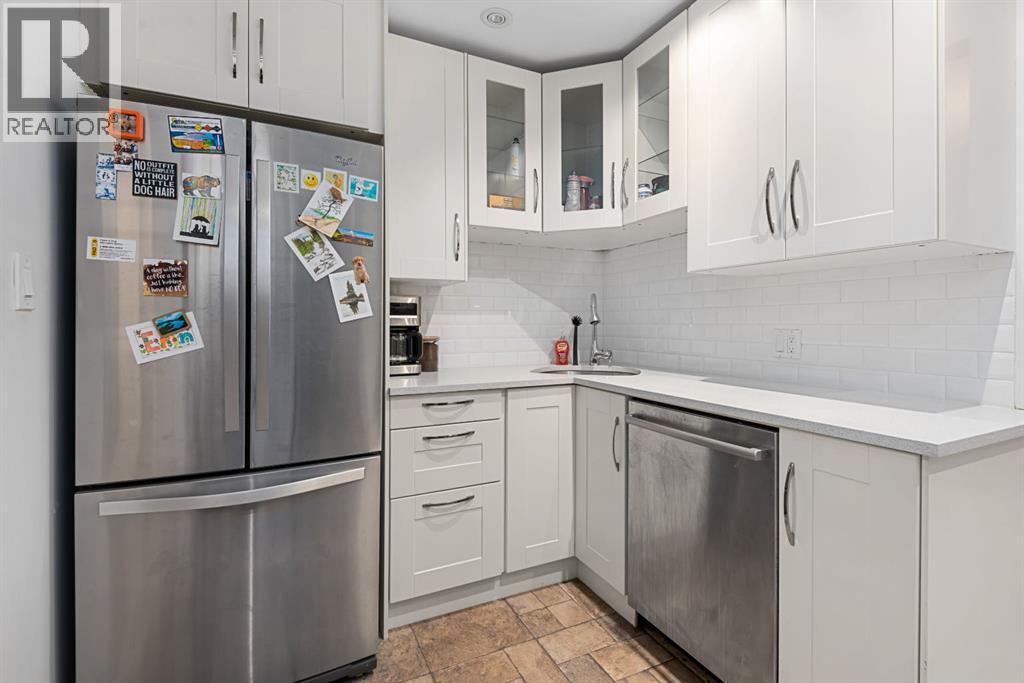 Single Family House for Sale in    Street NW Varsity Calgary 