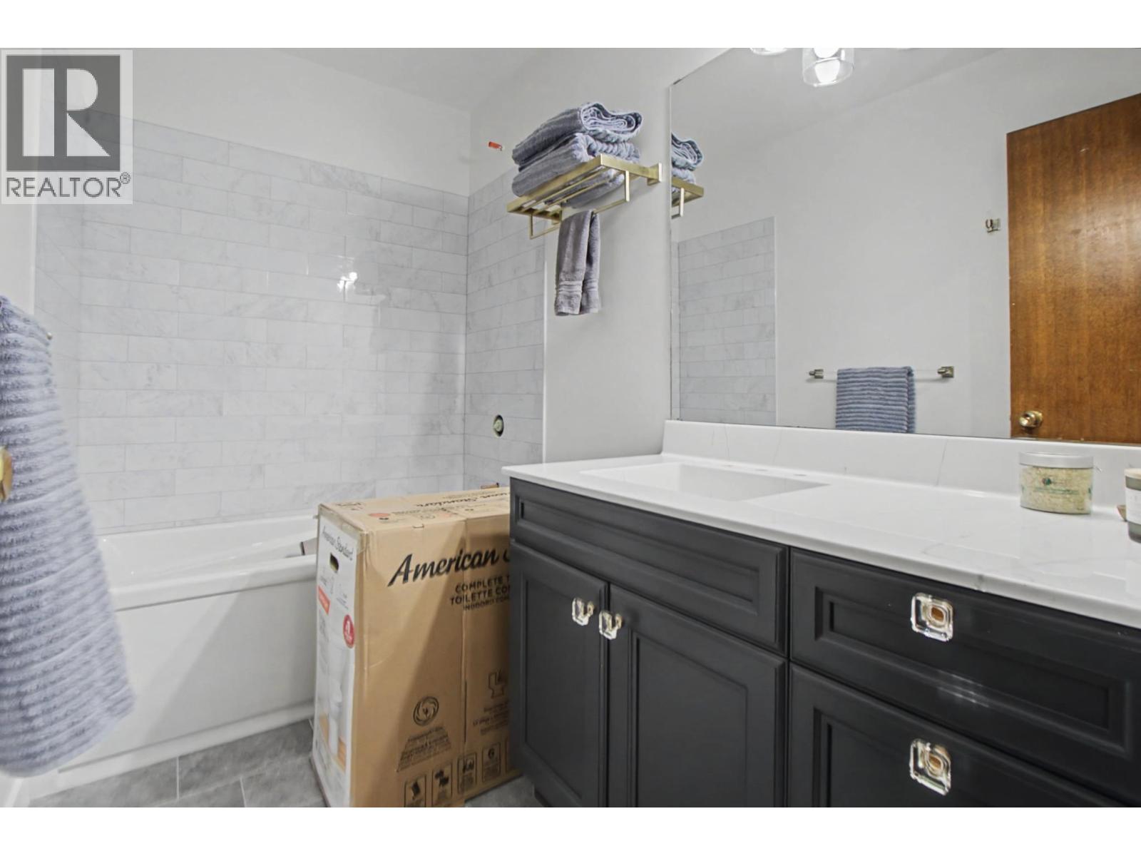 6869 FAIRMONT CRESCENT, Prince George