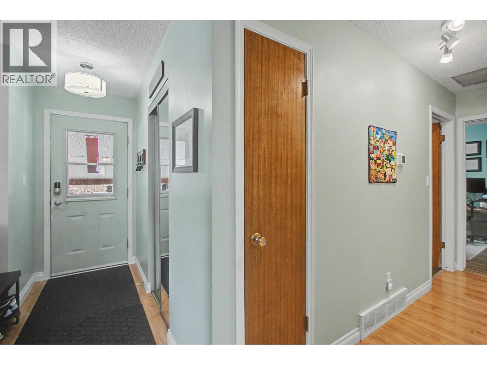 6869 FAIRMONT CRESCENT, Prince George