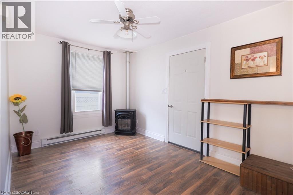 11 PERRY STREET - 11
