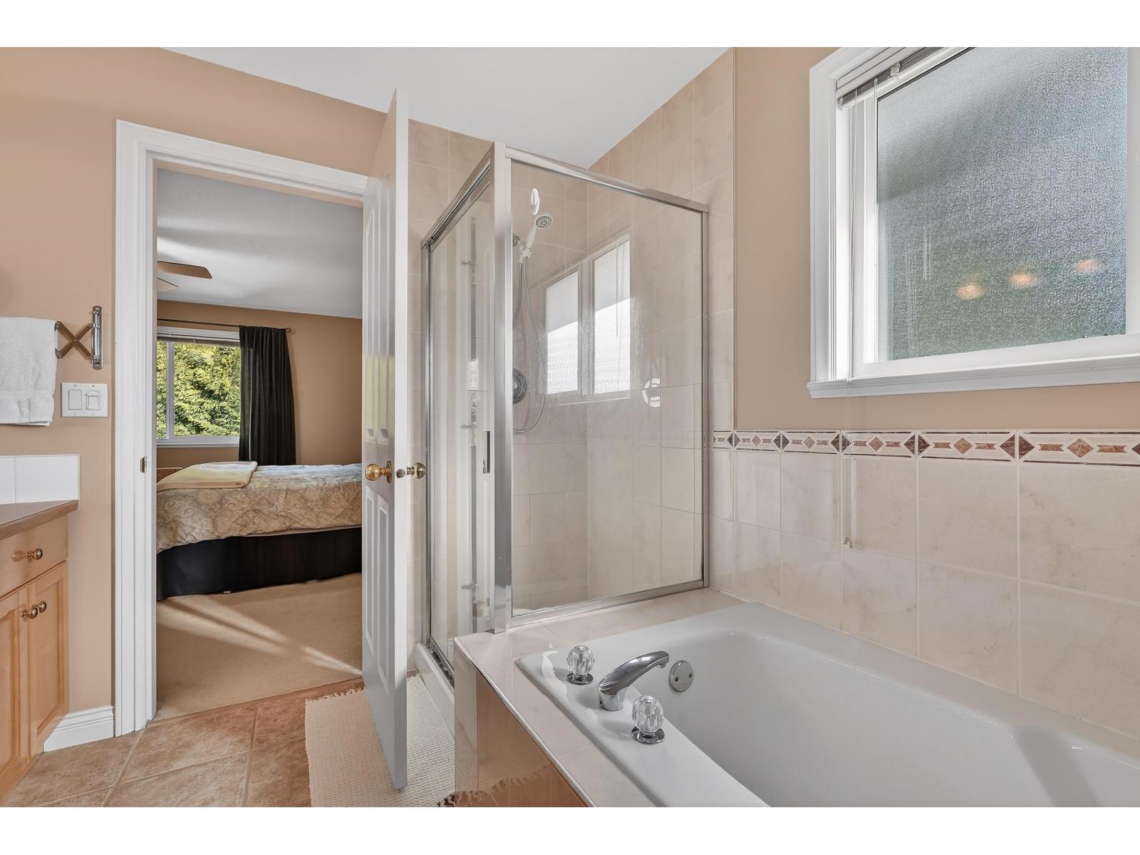 1551 161B STREET, Surrey