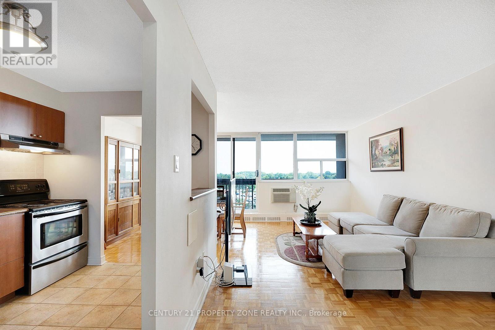 #905 3501 GLEN ERIN DRIVE - 3