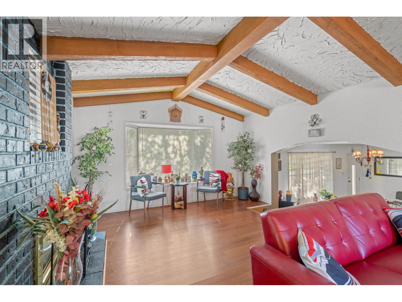 2072 4TH AVENUE, Prince George