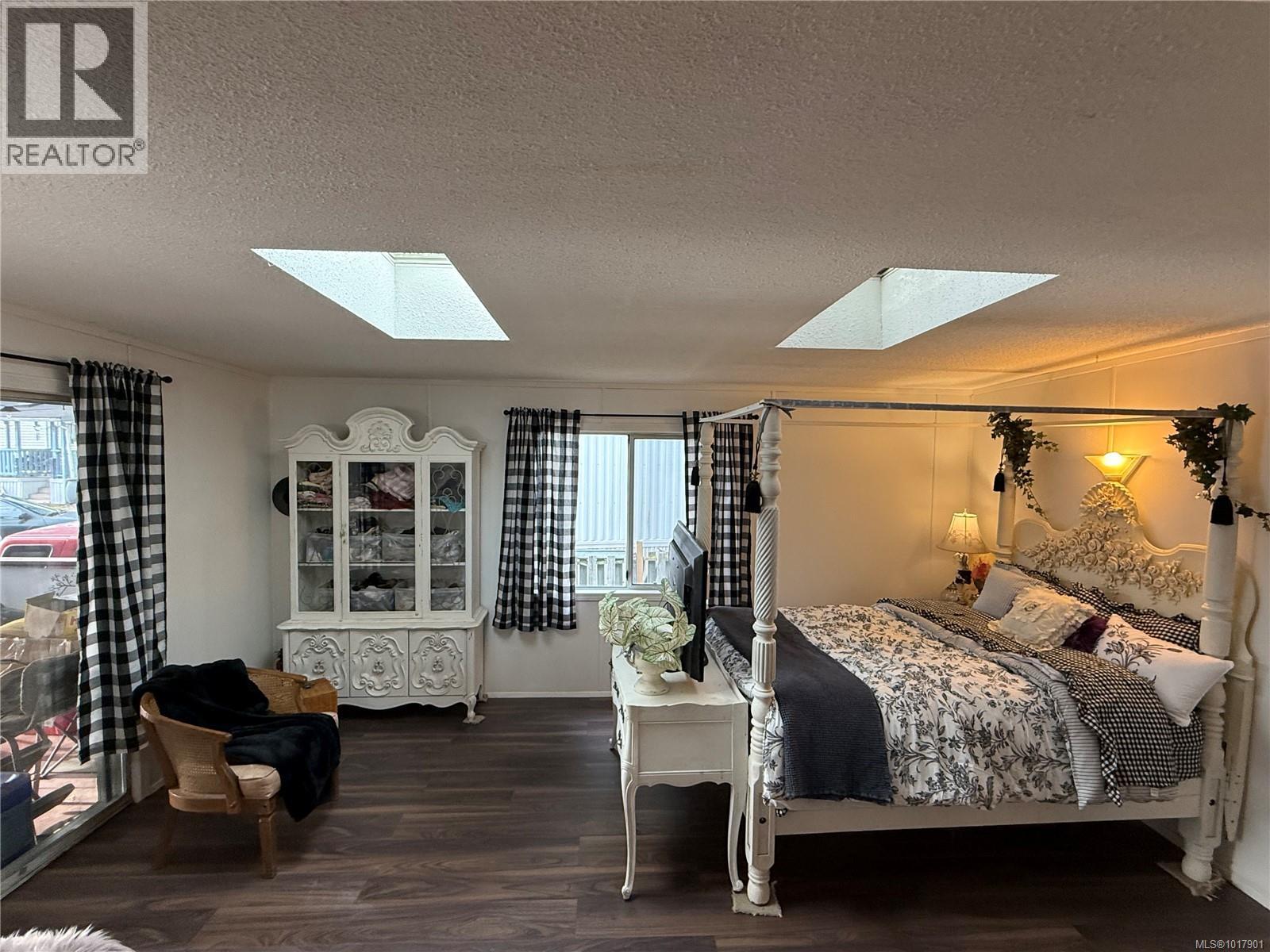 #125 1736 TIMBERLANDS RD - 18