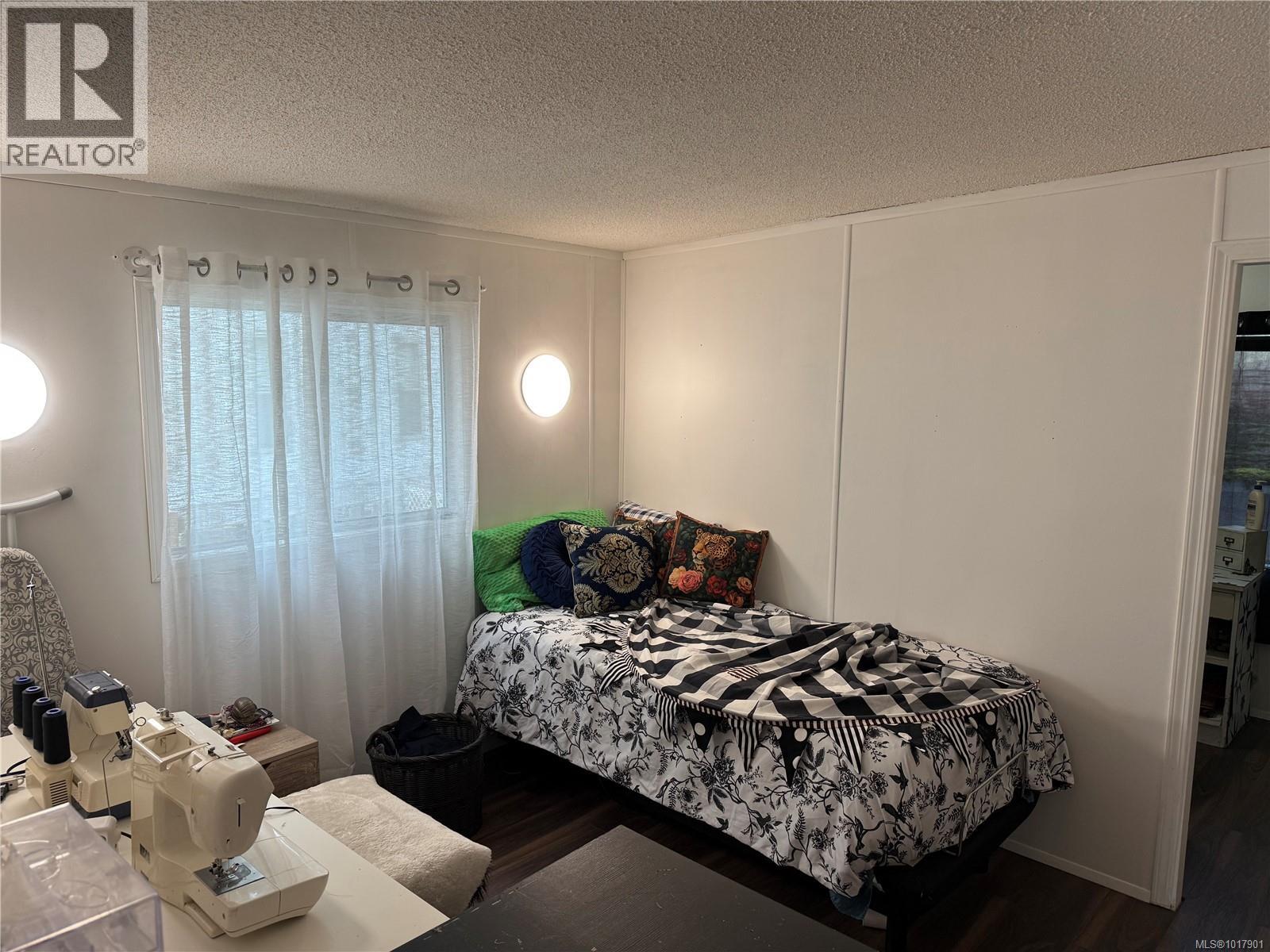 #125 1736 TIMBERLANDS RD - 22