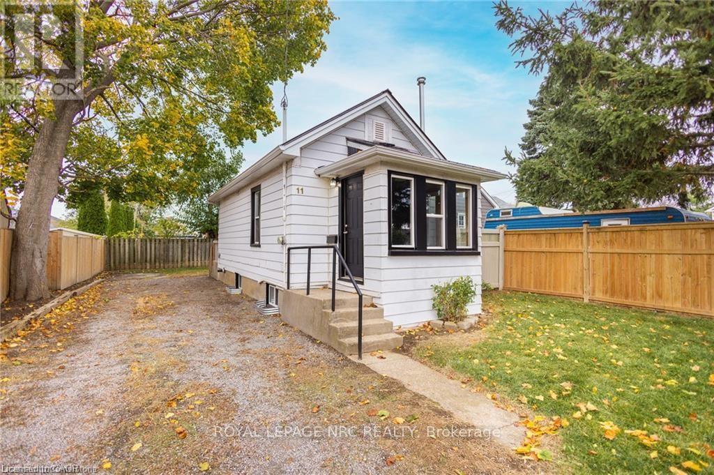 11 PERRY STREET - 1