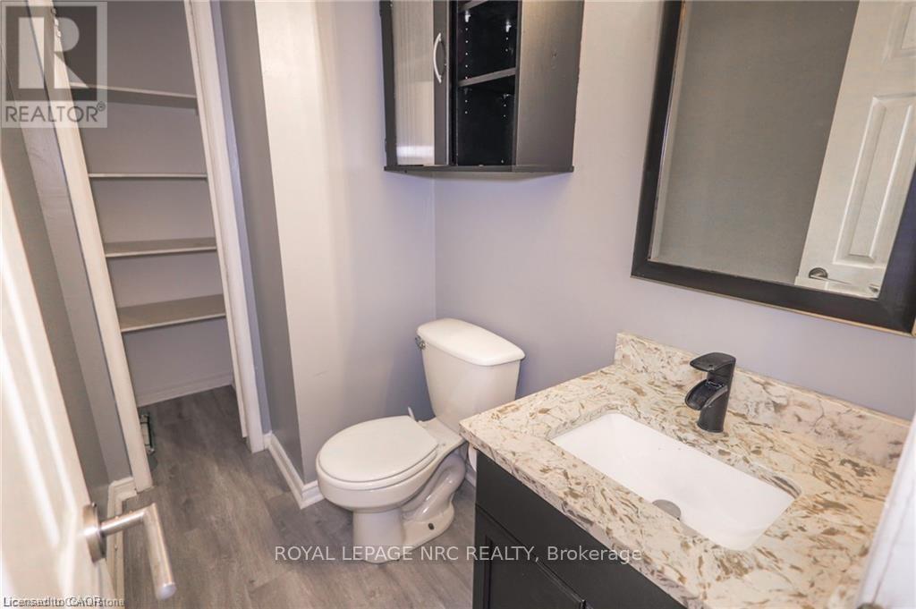 11 PERRY STREET - 7