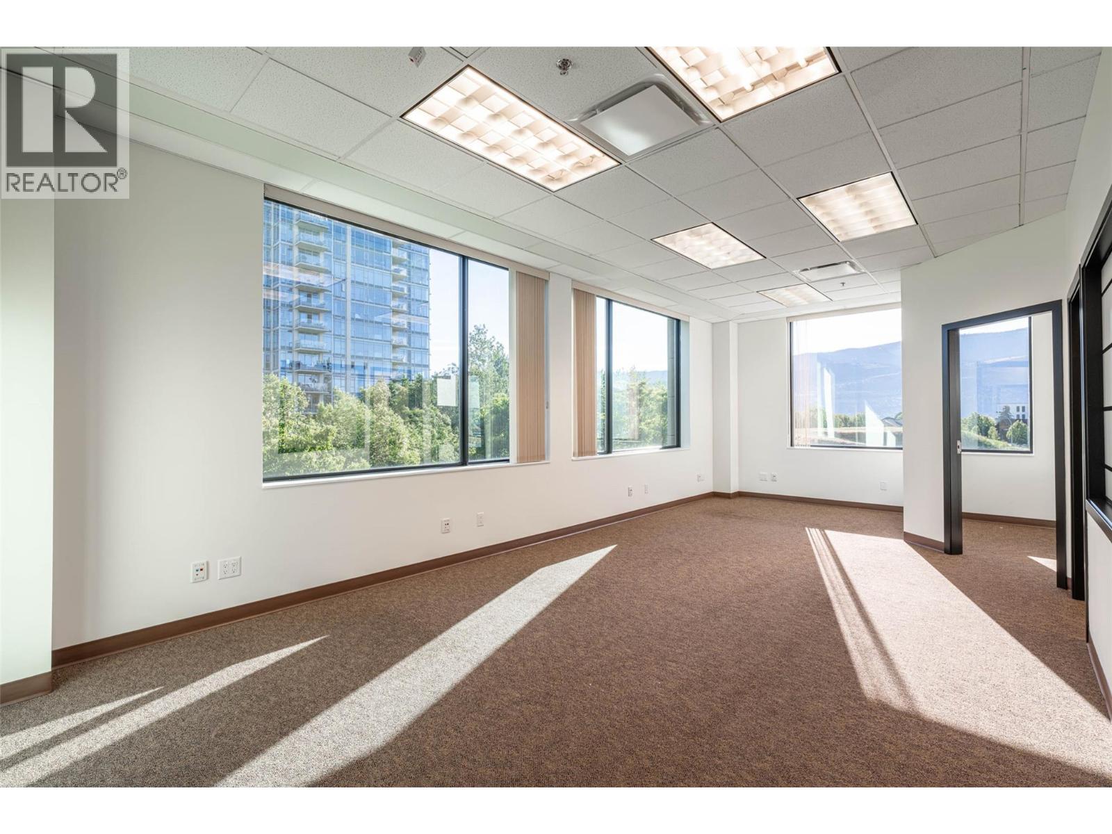 1060 Manhattan Drive Unit# 220, Kelowna