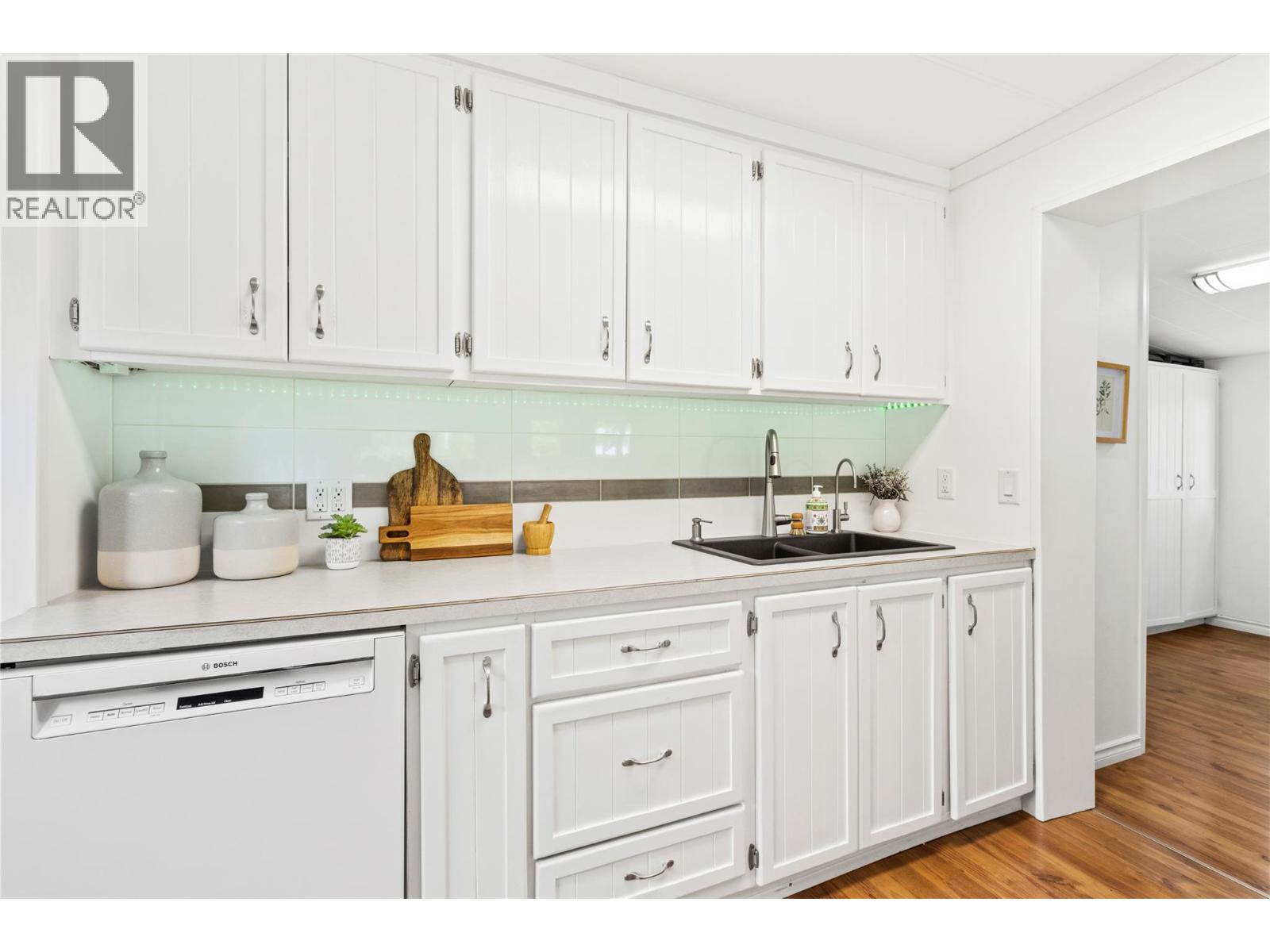  2885 White Lake Road, Sorrento