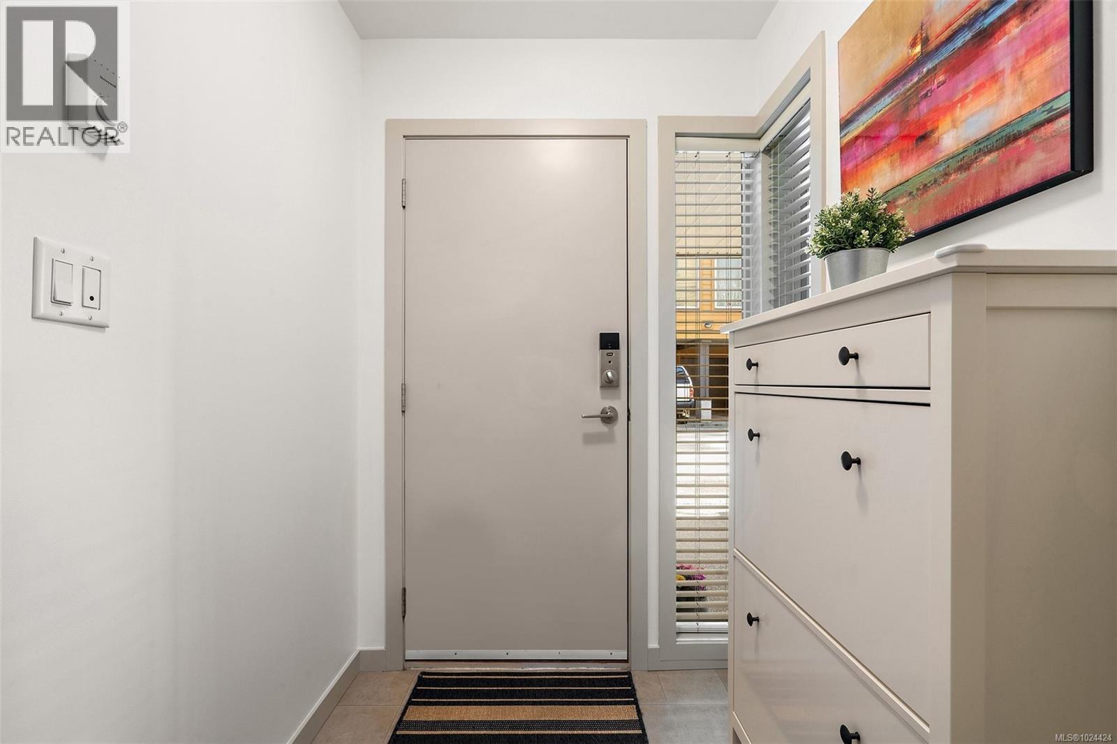 113 2733 Peatt Rd - Photo 5 of 29, Langford, British Columbia