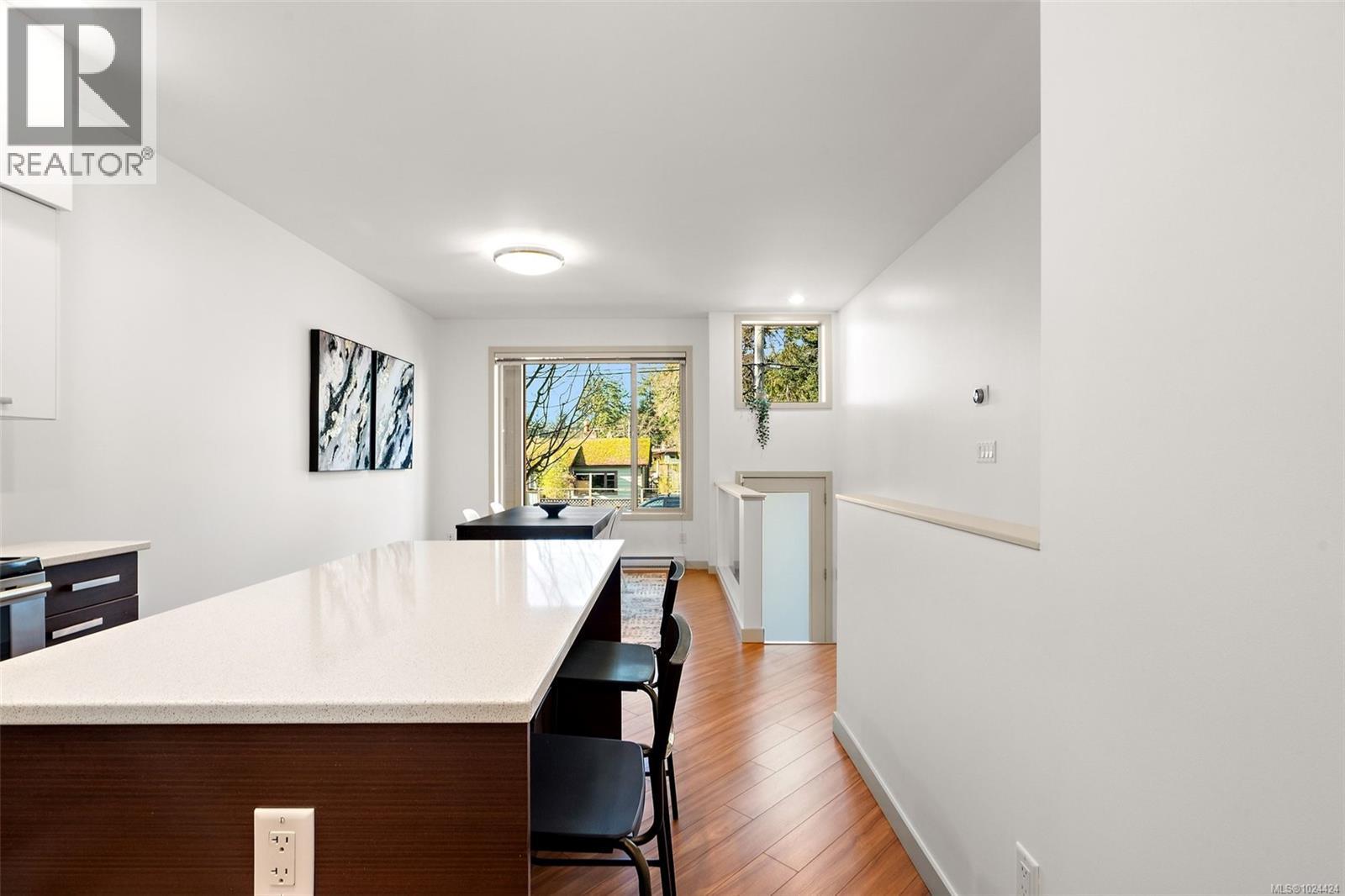 #113 2733 PEATT RD - 7