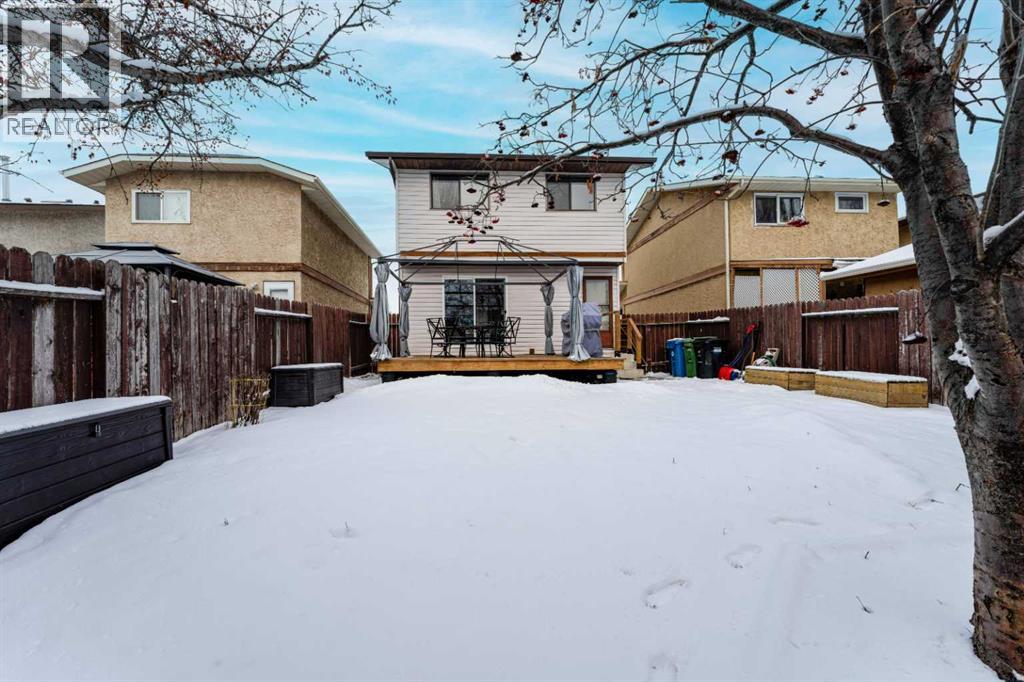 Single Family House for Sale in  Shawmeadows Close SW Shawnessy Calgary 