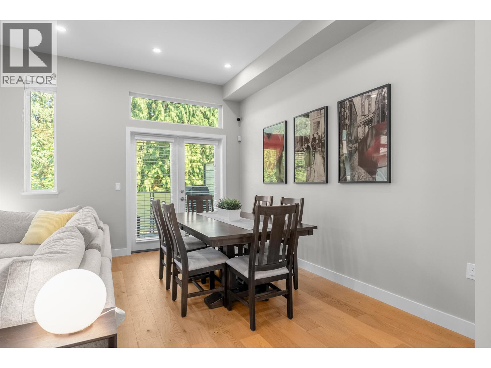 4676 CAPILANO ROAD, North Vancouver