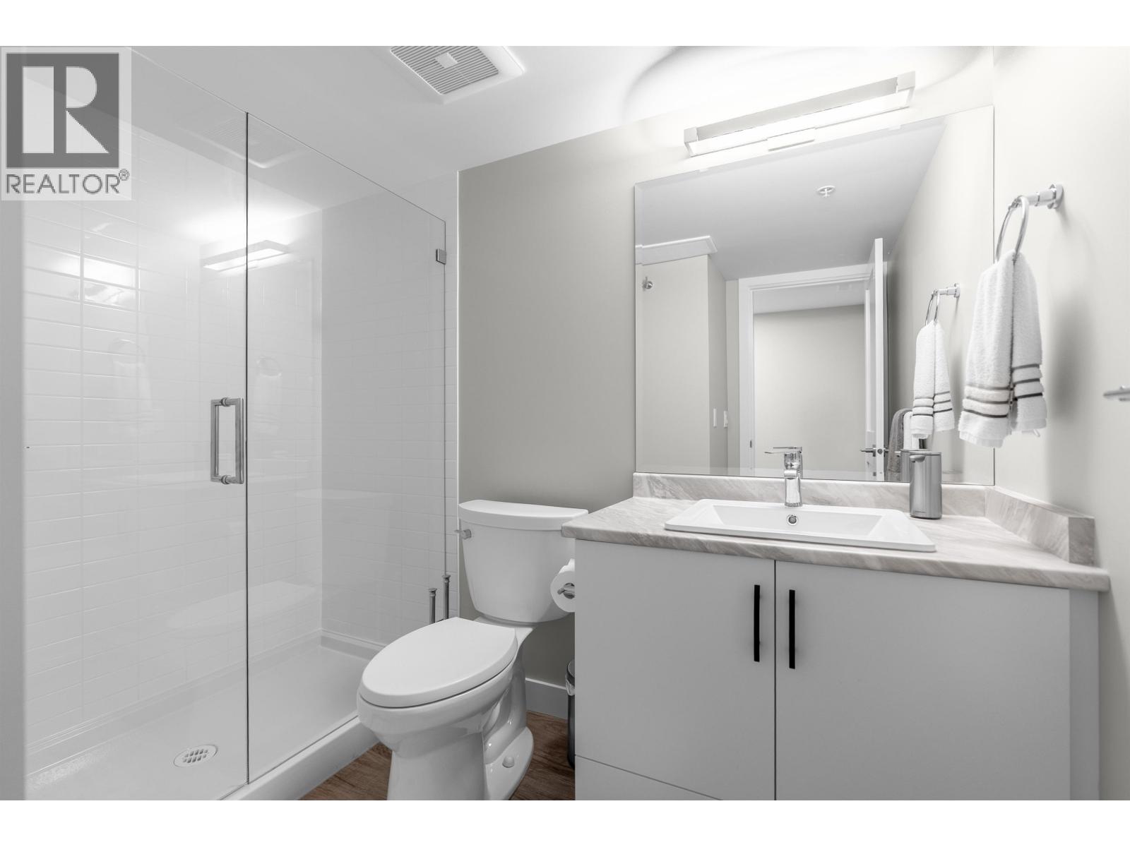 4676 CAPILANO ROAD, North Vancouver