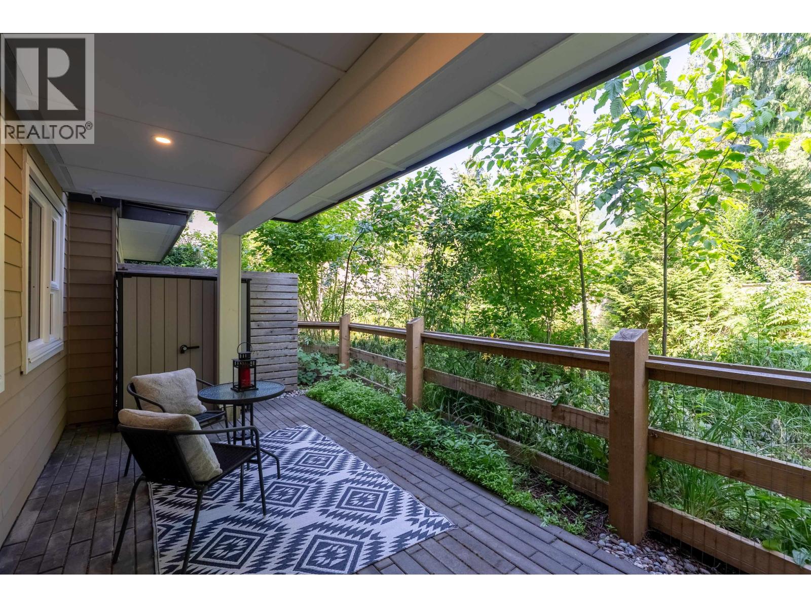 4676 CAPILANO ROAD, North Vancouver