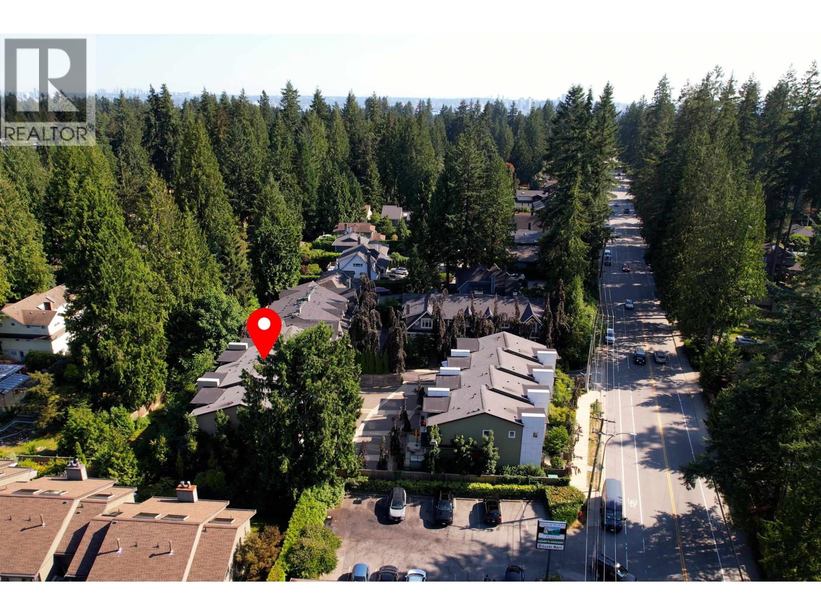 4676 CAPILANO ROAD, North Vancouver