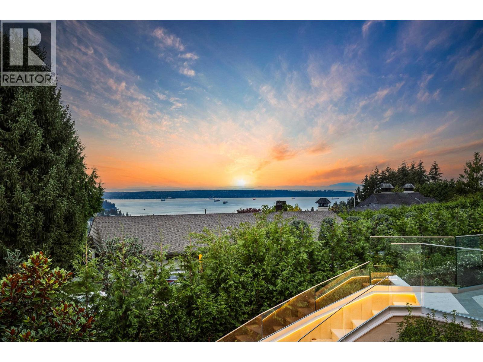 839 EYREMOUNT DRIVE, West Vancouver