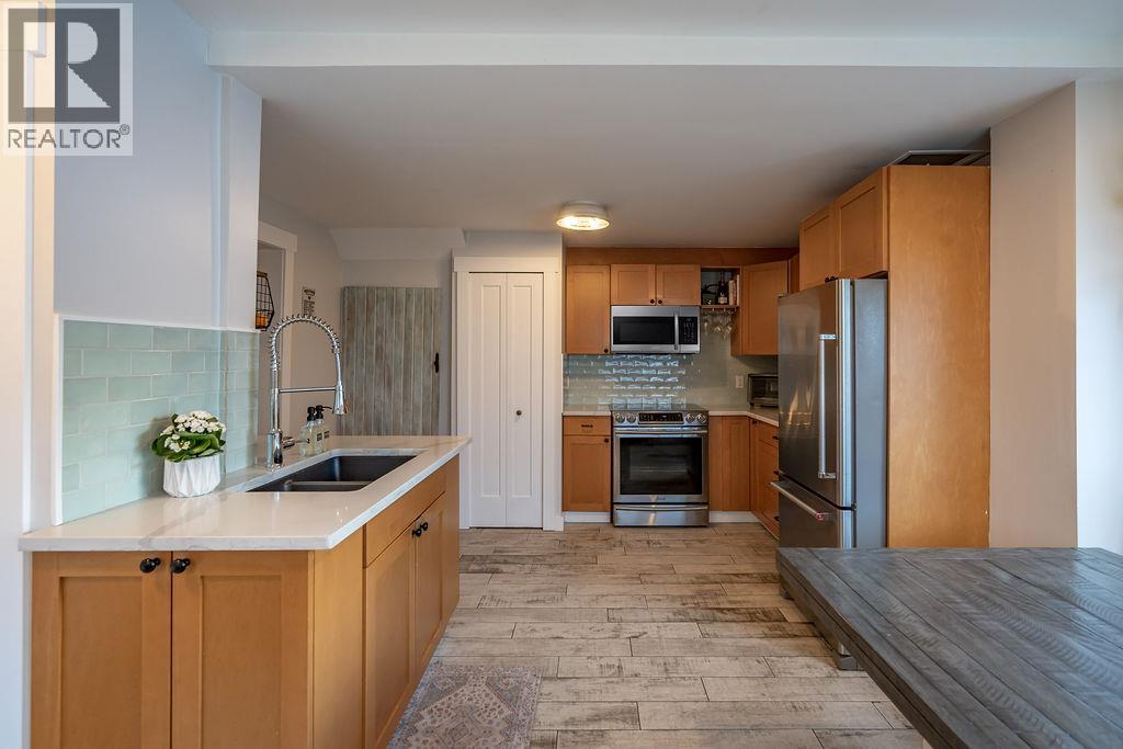 514 FIRST Street, Nelson