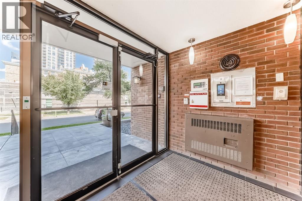 Single Family House for Sale in    Avenue SW Beltline Calgary 