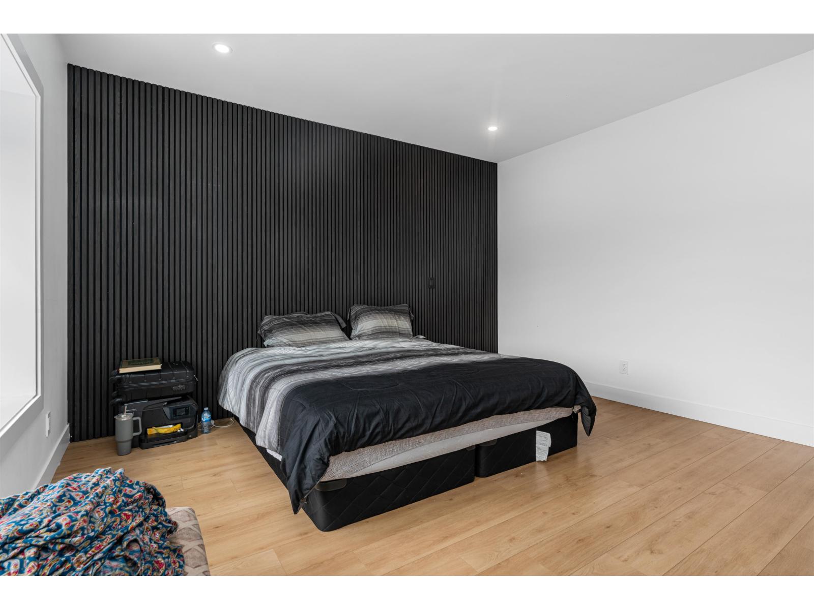 18460 64 AVENUE, Surrey