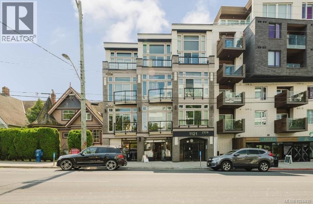 305 1121 Fort Street, Victoria