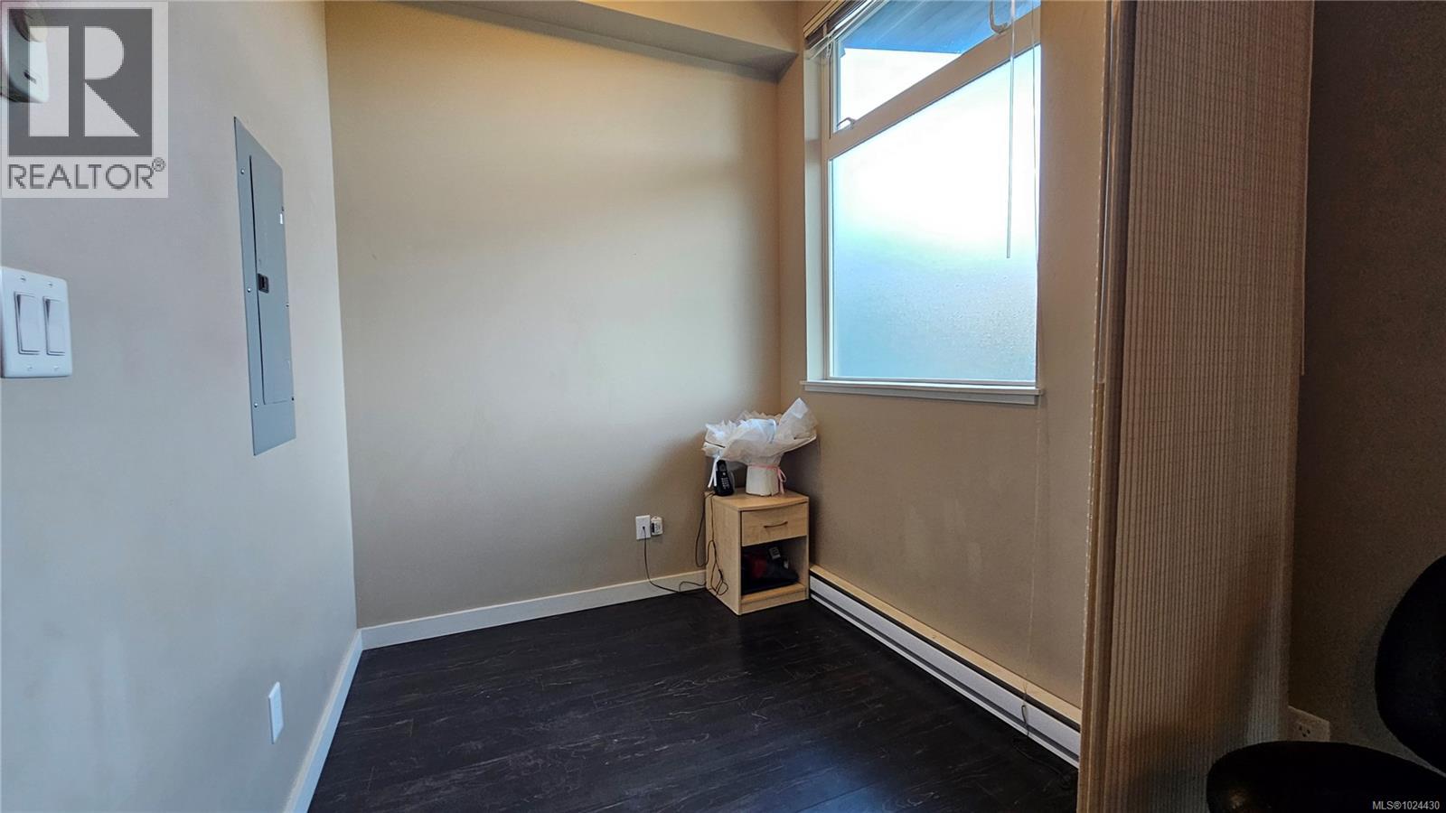 305 1121 Fort Street, Victoria