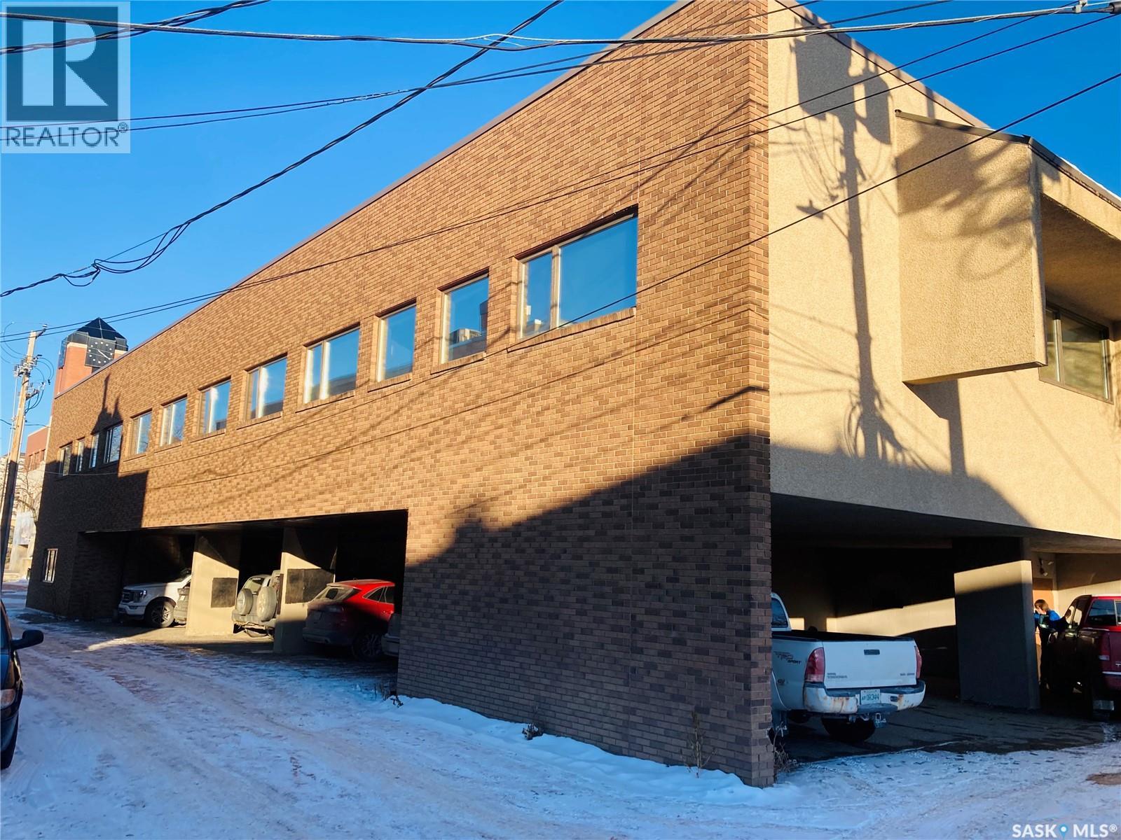 25 11th STREET E - photo 4