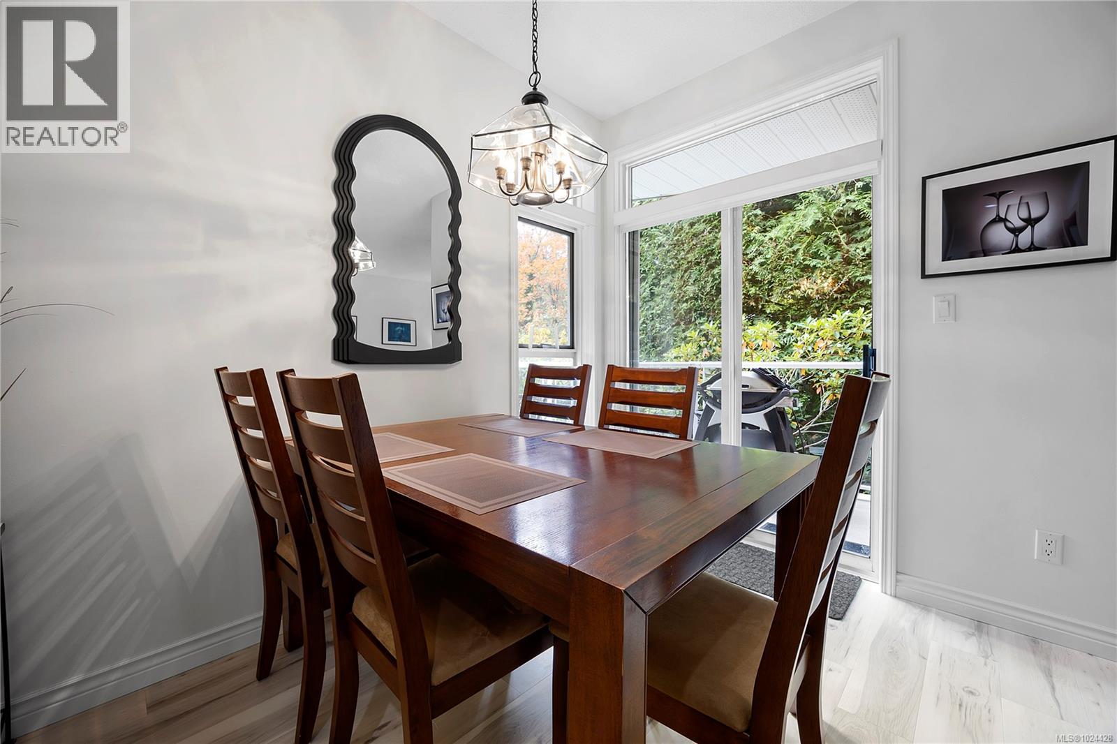 1C 3000 Oak St, Chemainus