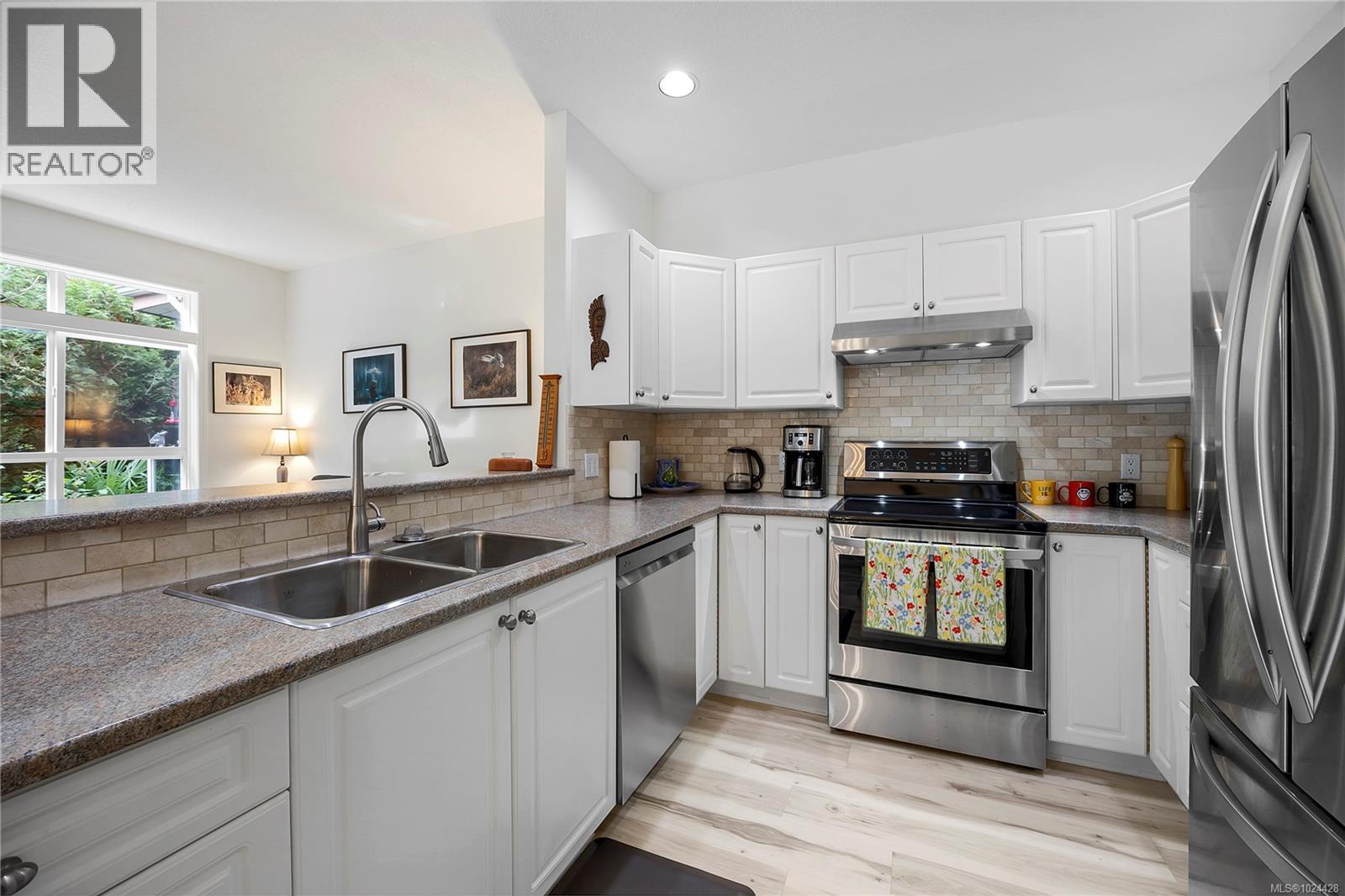 1C 3000 Oak St, Chemainus