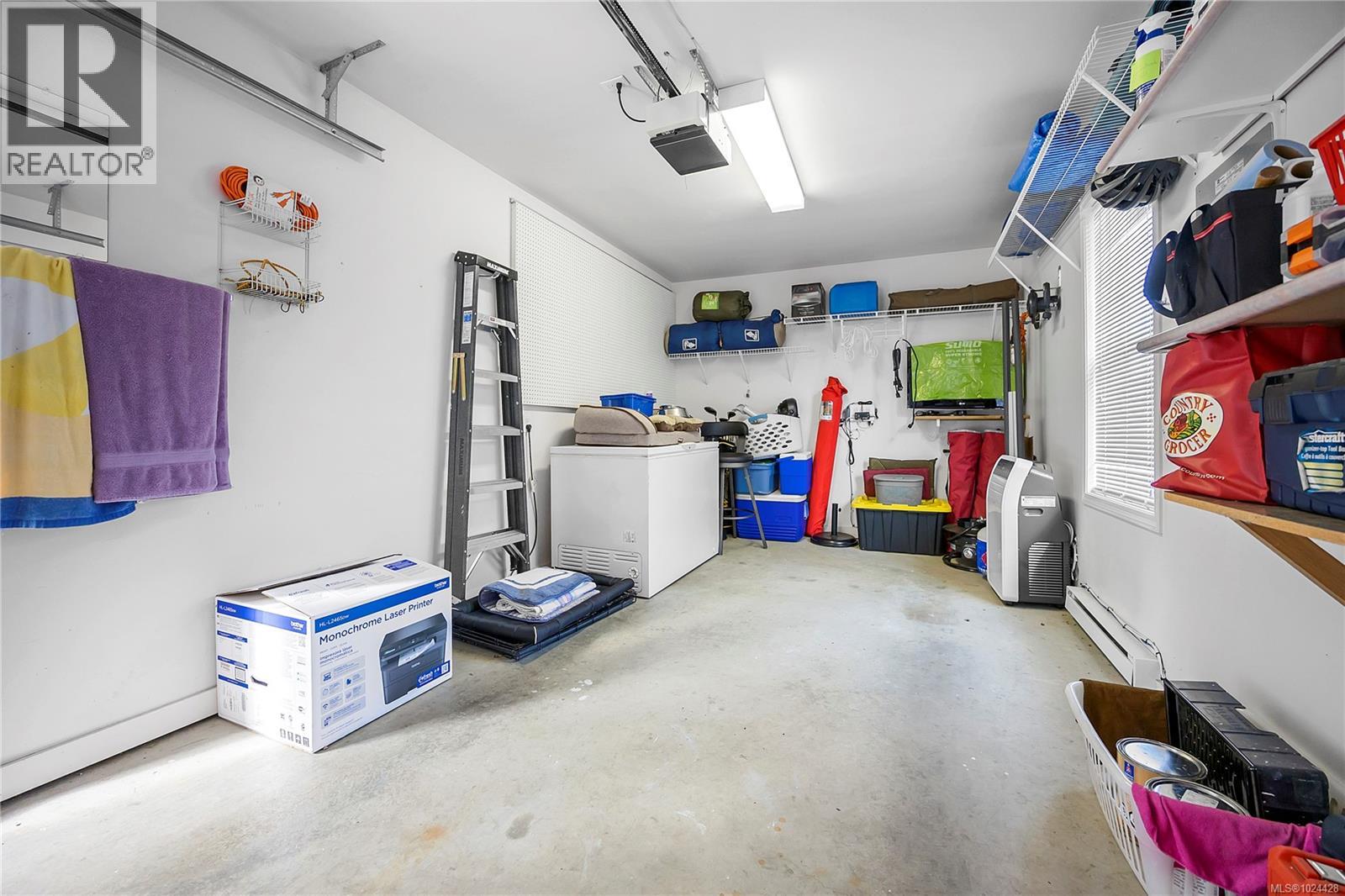 1C 3000 Oak St, Chemainus