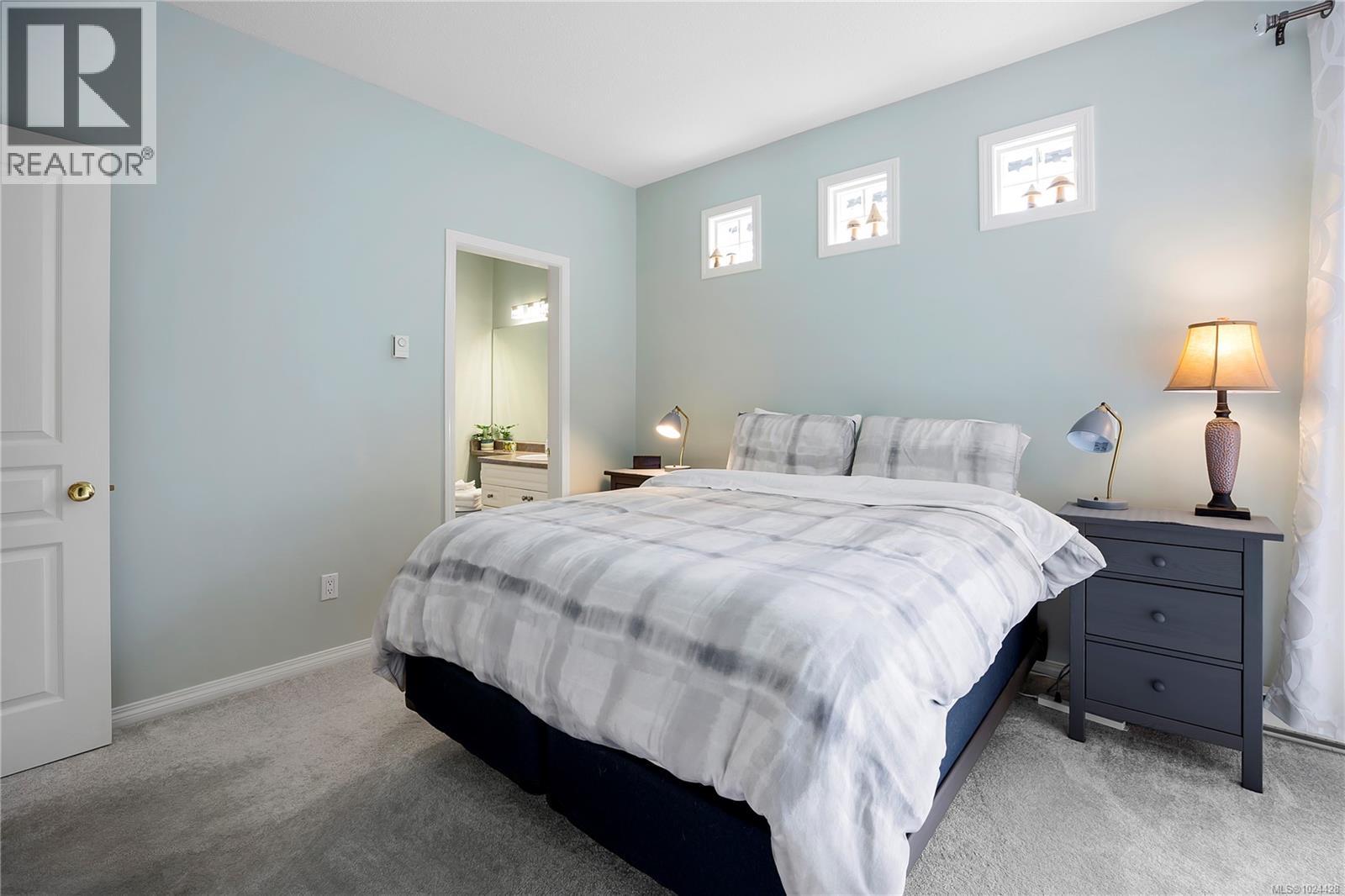 1C 3000 Oak St, Chemainus