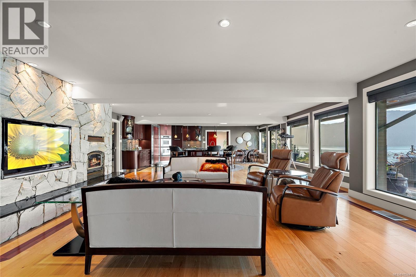 7178 Mark Lane, Central Saanich