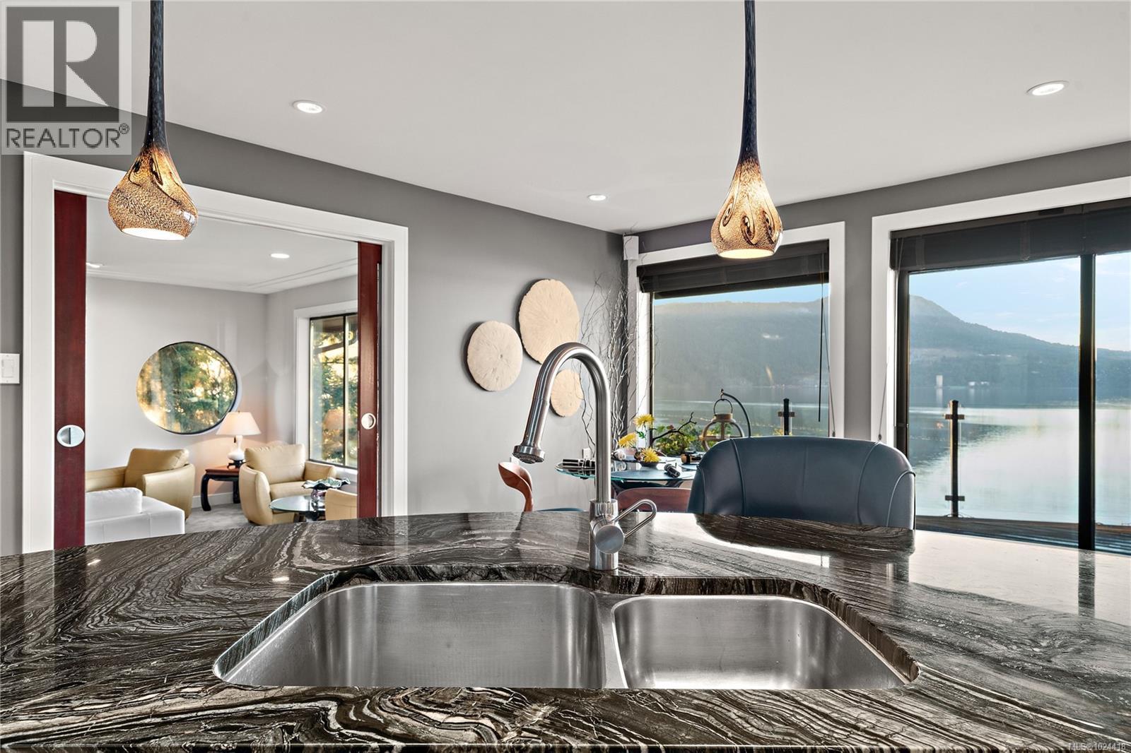 7178 Mark Lane, Central Saanich