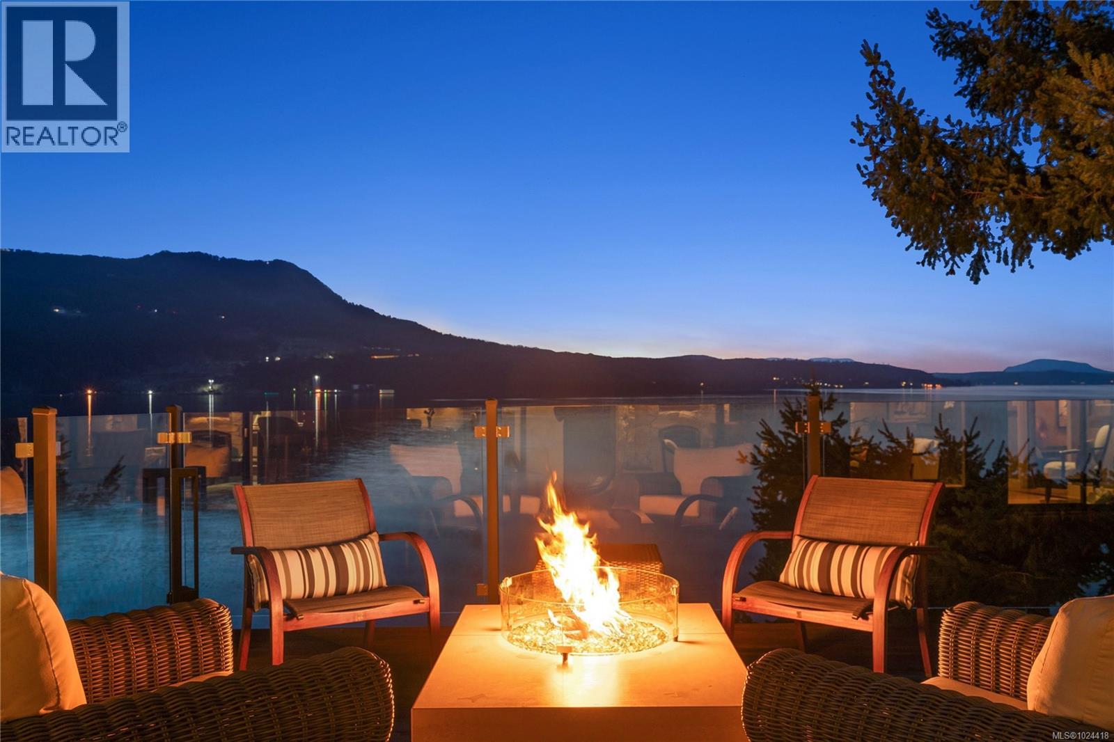 7178 Mark Lane, Central Saanich