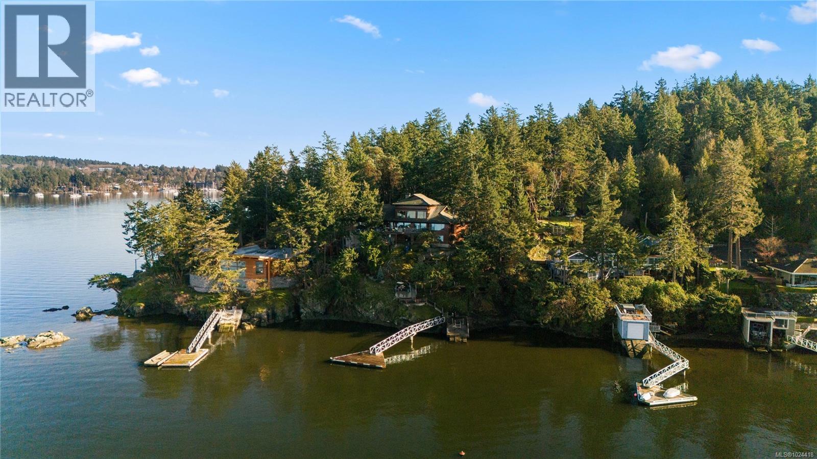 7178 Mark Lane, Central Saanich