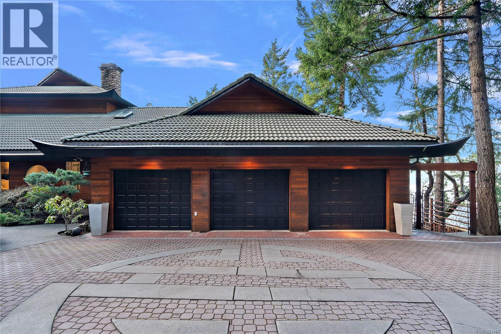 7178 Mark Lane, Central Saanich