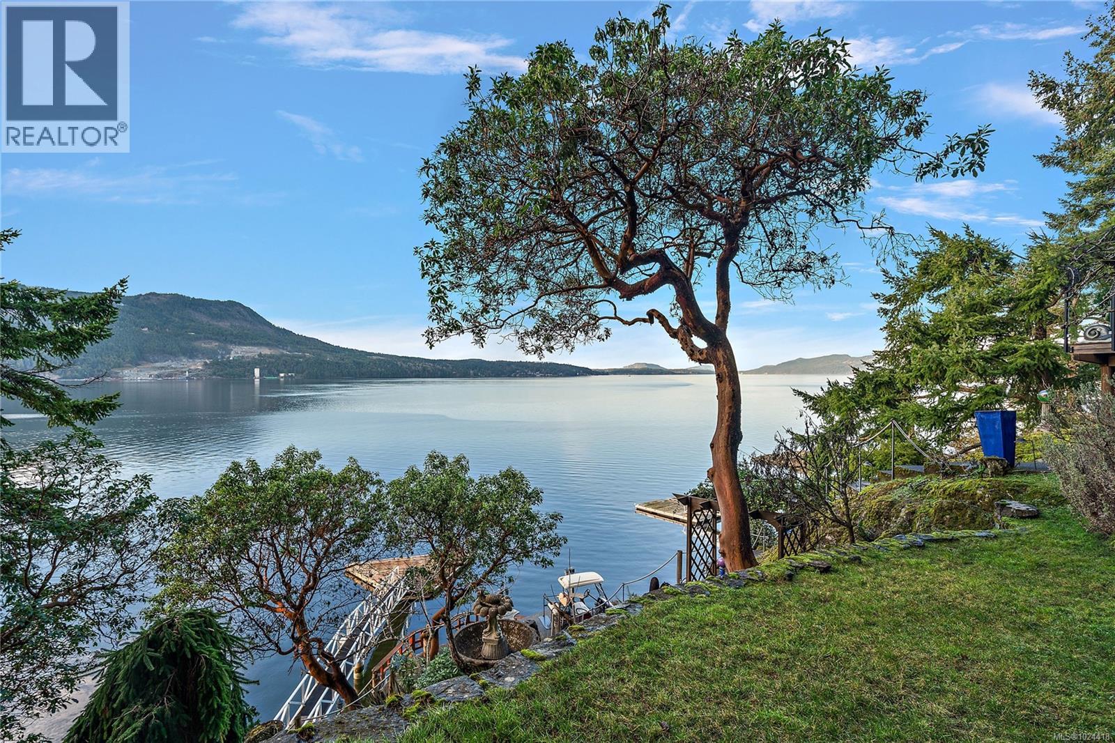 7178 Mark Lane, Central Saanich