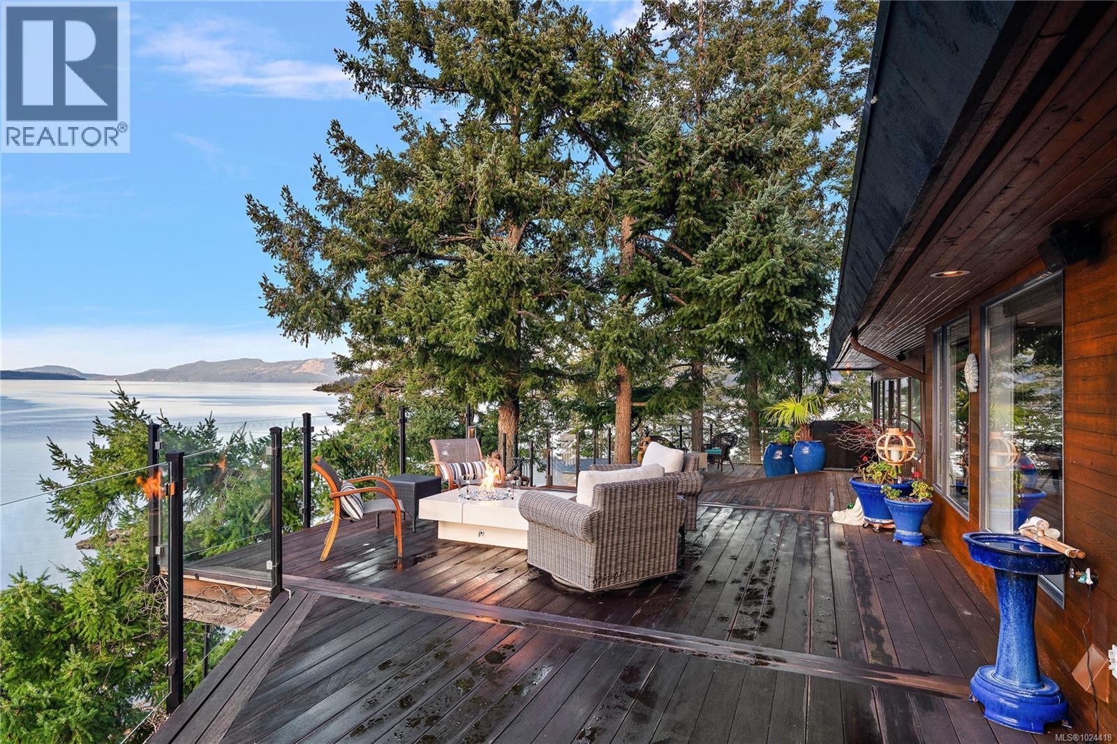 7178 Mark Lane, Central Saanich