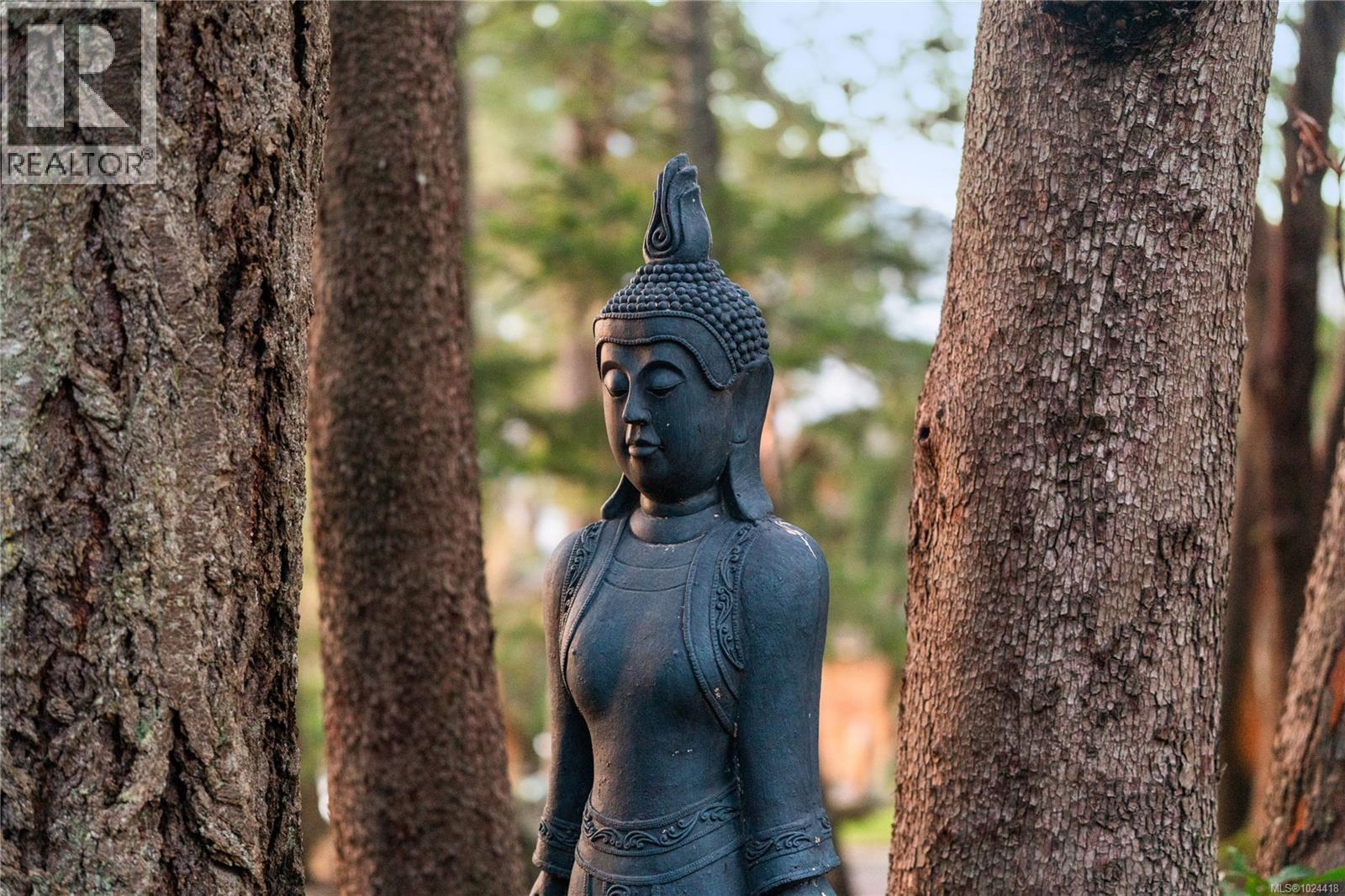 7178 Mark Lane, Central Saanich