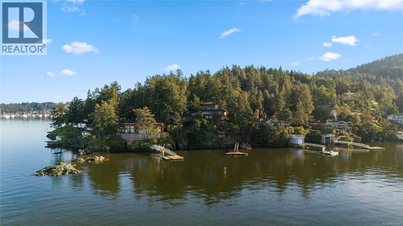 7178 Mark Lane, Central Saanich